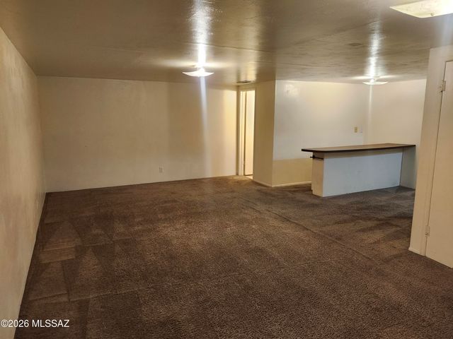 1244 S Camino Seco, Tucson, AZ 85710