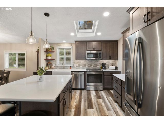 15441 S UNION MILLS Rd, Mulino, OR 97042