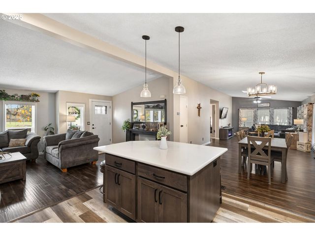 15441 S UNION MILLS Rd, Mulino, OR 97042