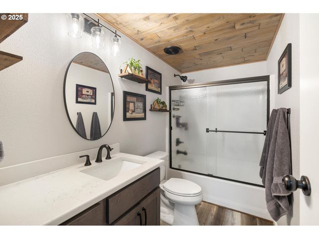 15441 S UNION MILLS Rd, Mulino, OR 97042