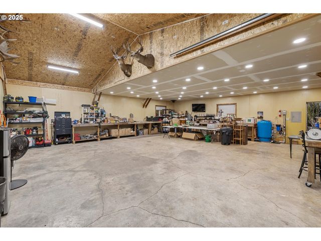 15441 S UNION MILLS Rd, Mulino, OR 97042