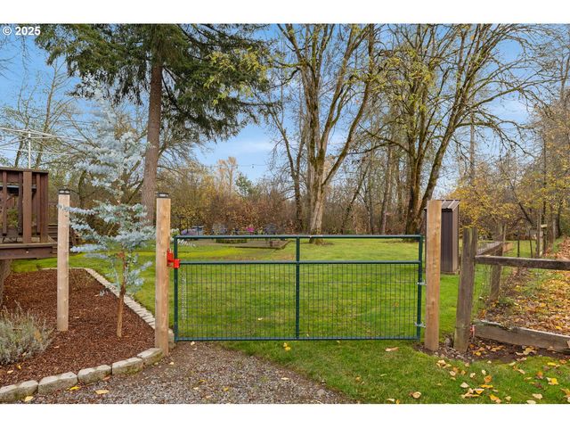 15441 S UNION MILLS Rd, Mulino, OR 97042