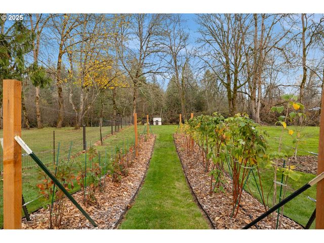 15441 S UNION MILLS Rd, Mulino, OR 97042