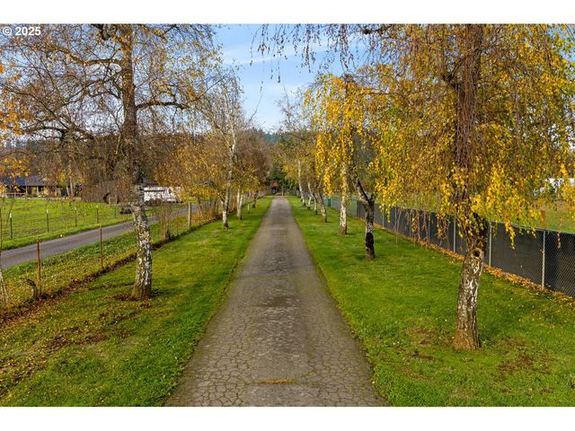 15441 S UNION MILLS Rd, Mulino, OR 97042