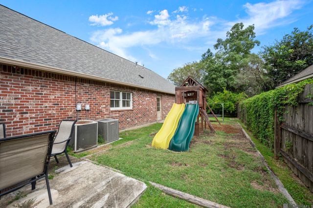 9813 Oliphant Rd, Baton Rouge, LA 70809