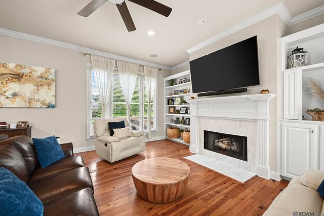 9813 Oliphant Rd, Baton Rouge, LA 70809