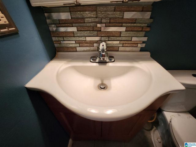 2300 CHERRY AVENUE, Hueytown, AL 35023