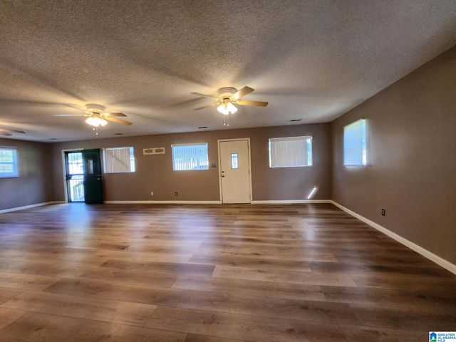 2300 CHERRY AVENUE, Hueytown, AL 35023