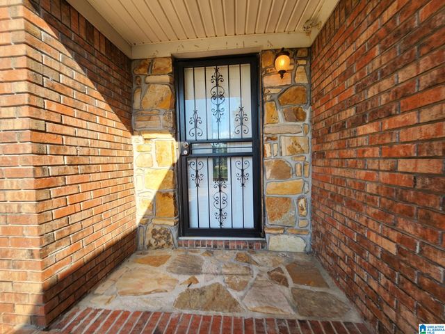2300 CHERRY AVENUE, Hueytown, AL 35023