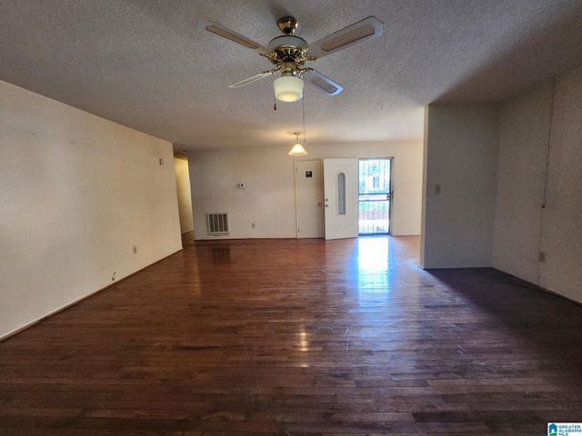2300 CHERRY AVENUE, Hueytown, AL 35023