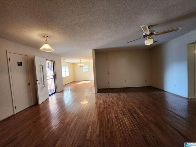 2300 CHERRY AVENUE, Hueytown, AL 35023