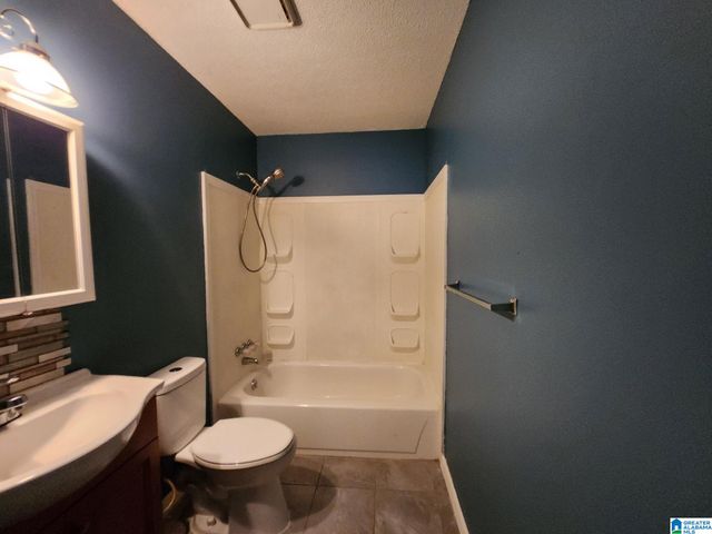 2300 CHERRY AVENUE, Hueytown, AL 35023