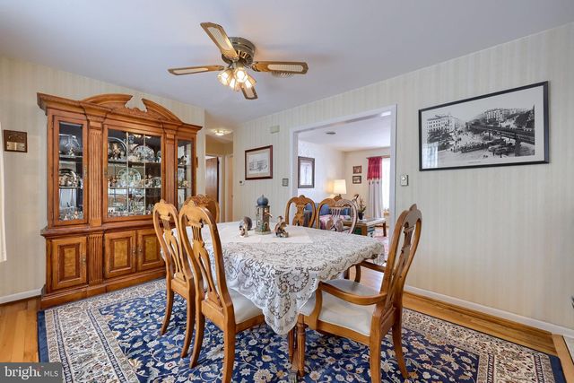 509 OAK GROVE DR, Lancaster, PA 17601