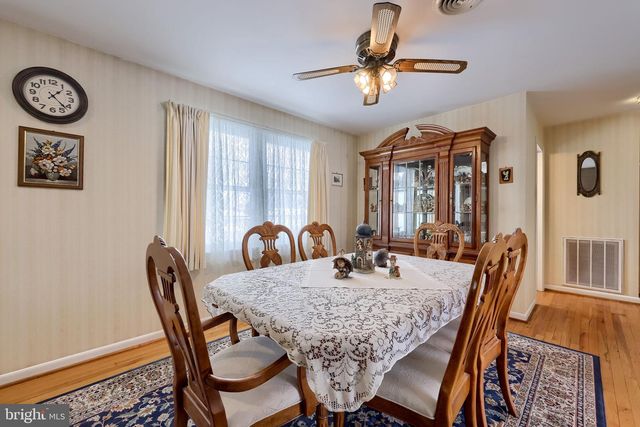 509 OAK GROVE DR, Lancaster, PA 17601