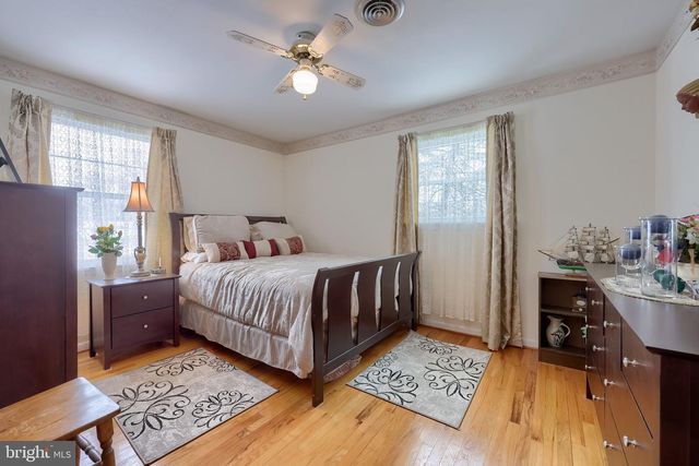 509 OAK GROVE DR, Lancaster, PA 17601