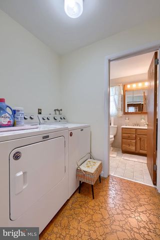 509 OAK GROVE DR, Lancaster, PA 17601