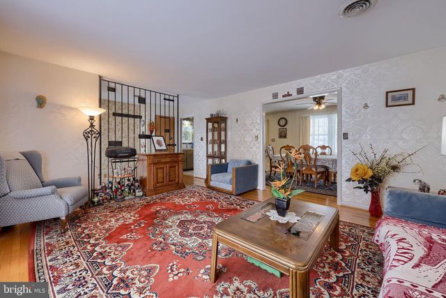 509 OAK GROVE DR, Lancaster, PA 17601