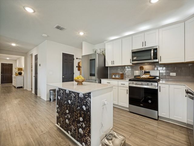 708 Forestdale Court, Haslet, TX 76052