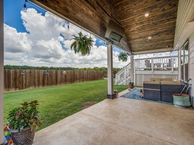 708 Forestdale Court, Haslet, TX 76052
