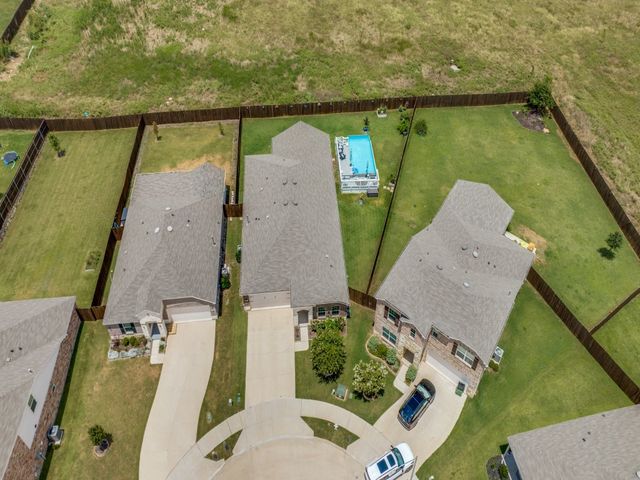 708 Forestdale Court, Haslet, TX 76052