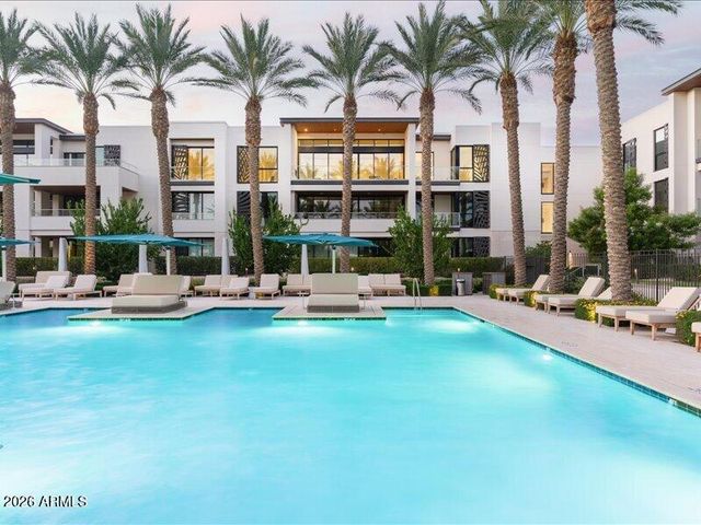 6587 N PALMERAIE Boulevard 3004, Paradise Valley, AZ 85253