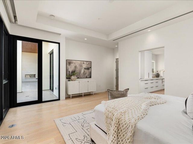 6587 N PALMERAIE Boulevard 3004, Paradise Valley, AZ 85253