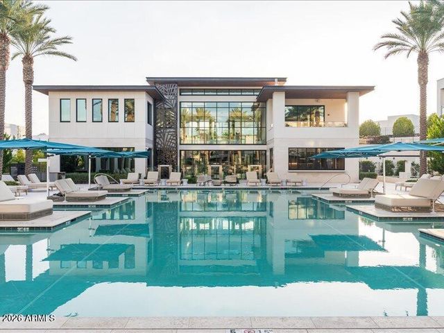 6587 N PALMERAIE Boulevard 3004, Paradise Valley, AZ 85253