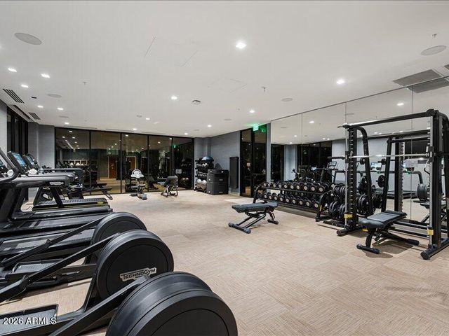 6587 N PALMERAIE Boulevard 3004, Paradise Valley, AZ 85253