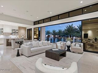6587 N PALMERAIE Boulevard 3004, Paradise Valley, AZ 85253