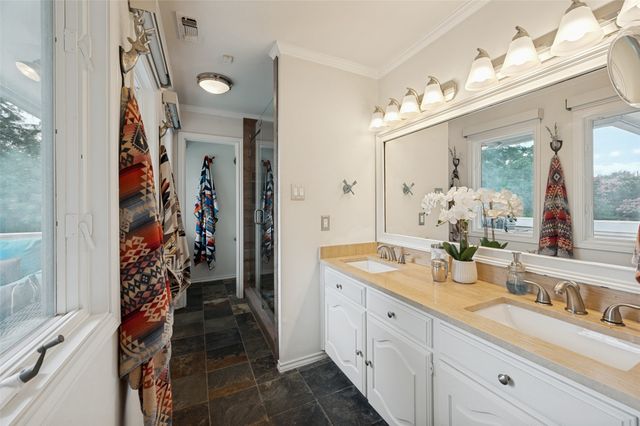 4900 Victor Street, Dallas, TX 75214