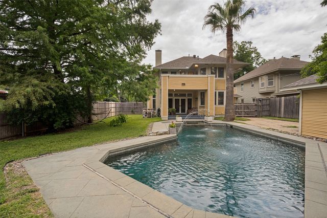 4900 Victor Street, Dallas, TX 75214