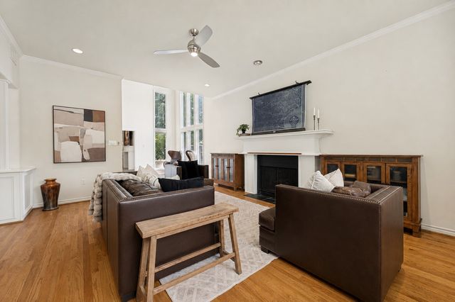 4900 Victor Street, Dallas, TX 75214