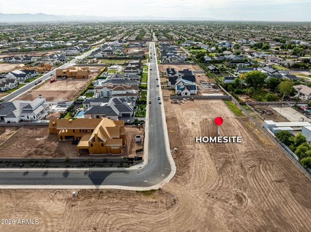 2523 E BLUE SAGE Road 106, Gilbert, AZ 85297