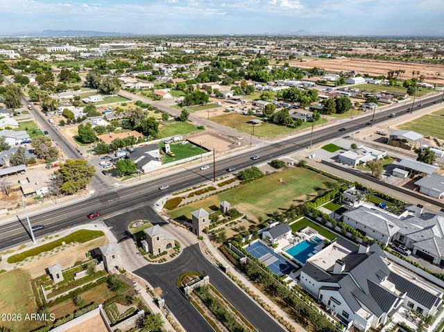 2523 E BLUE SAGE Road 106, Gilbert, AZ 85297