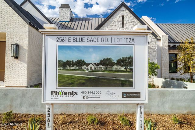 2523 E BLUE SAGE Road 106, Gilbert, AZ 85297