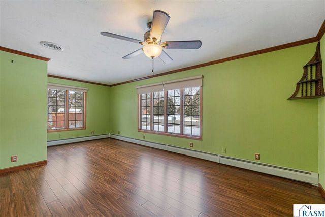 266 Cliff Drive, North Mankato, MN 56003