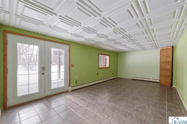 266 Cliff Drive, North Mankato, MN 56003