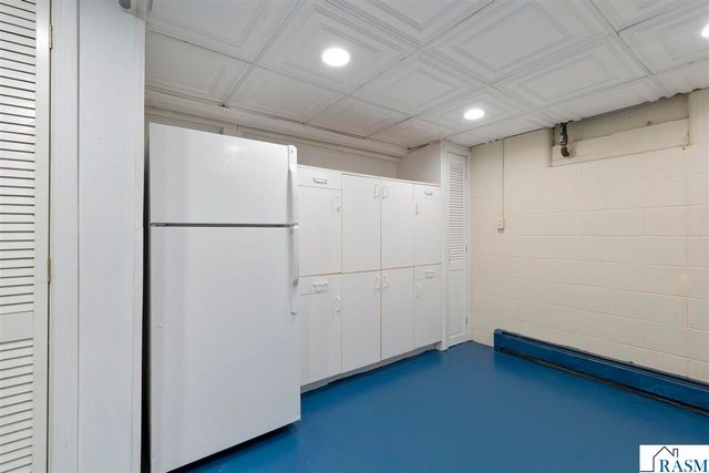 266 Cliff Drive, North Mankato, MN 56003