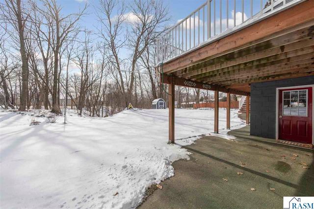 266 Cliff Drive, North Mankato, MN 56003