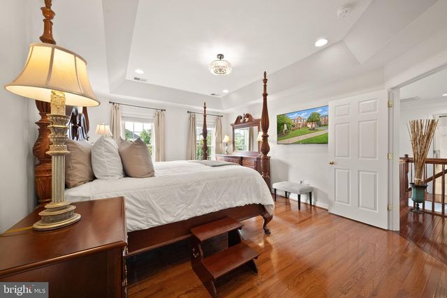42080 PORCH LIGHT DR, Aldie, VA 20105