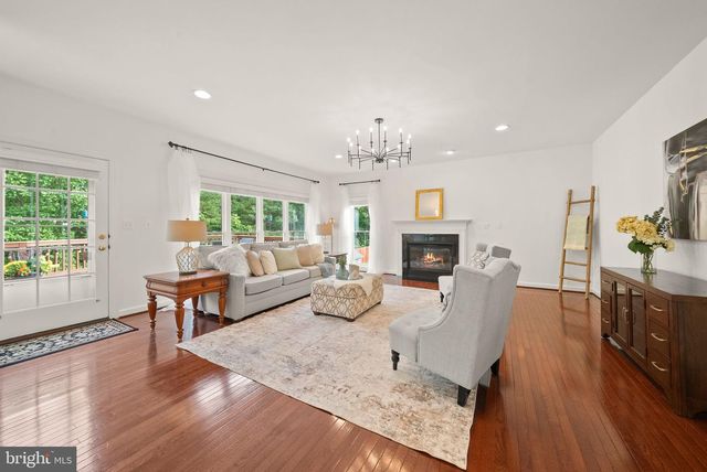 42080 PORCH LIGHT DR, Aldie, VA 20105