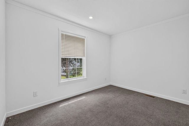 111 Old Brookline Rd Unit 2, Milford, NH 03055