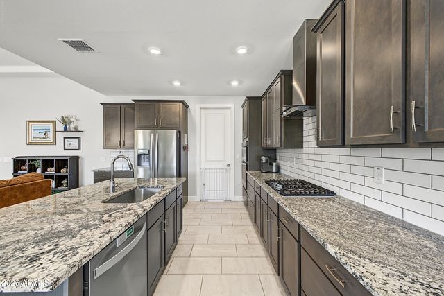 18371 W LONG LAKE Road, Goodyear, AZ 85338
