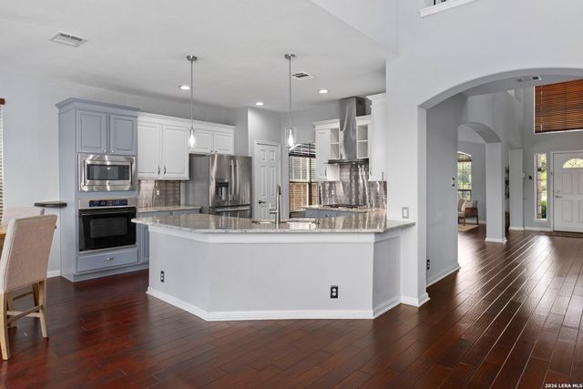23554 Seven Winds, San Antonio, TX 78258