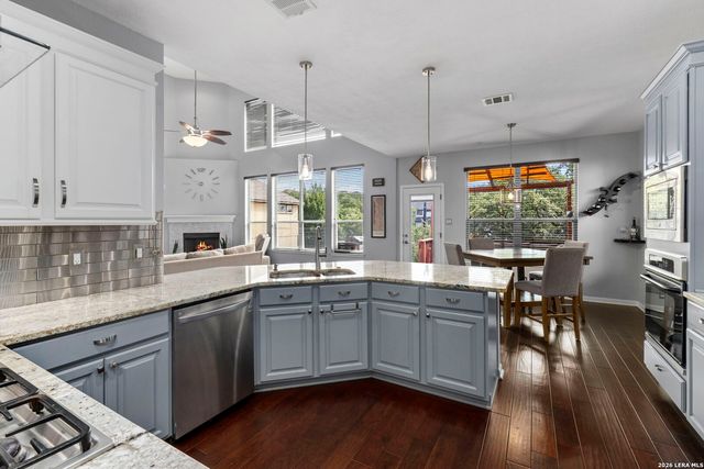 23554 Seven Winds, San Antonio, TX 78258