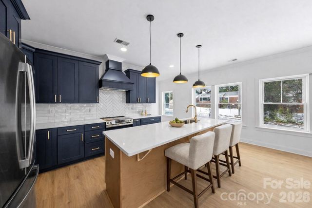 1800 Vinton Street, Charlotte, NC 28216