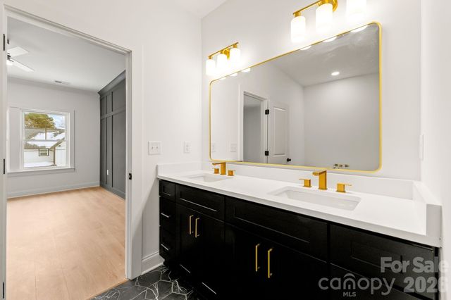 1800 Vinton Street, Charlotte, NC 28216