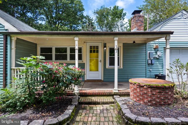 33 OREGON AVE, Mount Laurel, NJ 08054