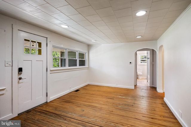 33 OREGON AVE, Mount Laurel, NJ 08054
