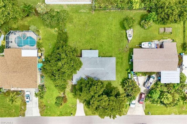 213 SE 47th ST, Cape Coral, FL 33904